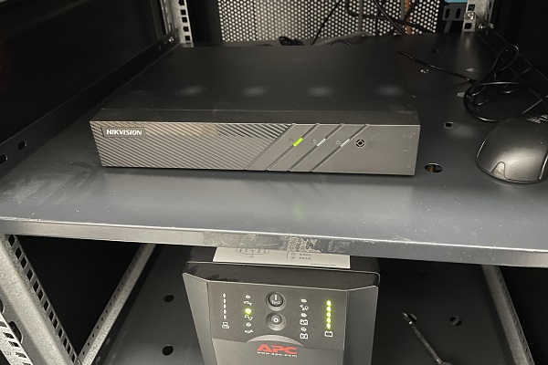 ������һ���й�˾������ҕ�O(ji��n)��ϵ�y(t��ng)���b����